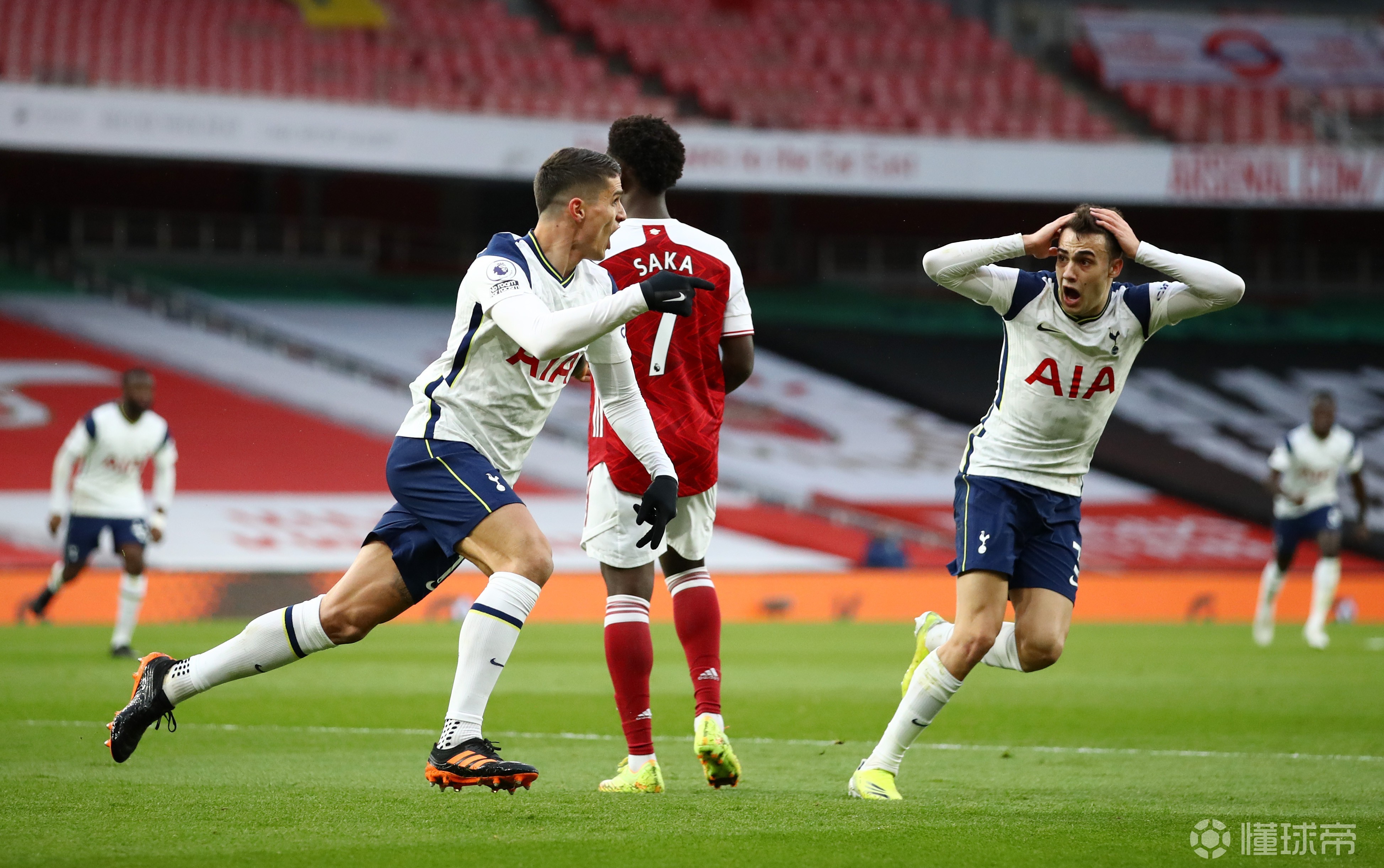 PG gaming-反败为胜引发热议!,JackeyLove在阿森纳比赛中战术调整赢得满堂喝彩-PG gaming