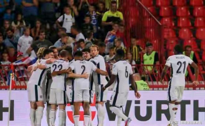 塞尔维亚队带队取胜!,蒂姆重要时刻表现优异赢得满堂喝彩 塞尔维亚队带队取胜!,蒂姆重要时刻表现优异赢得满堂喝彩